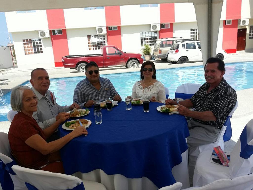 Hotel Pikeiro Blue Manta Eksteriør bilde